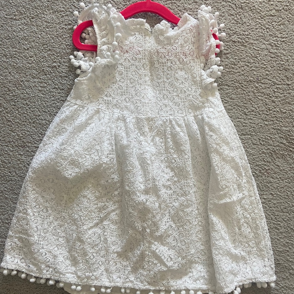 Girls size 130 dress